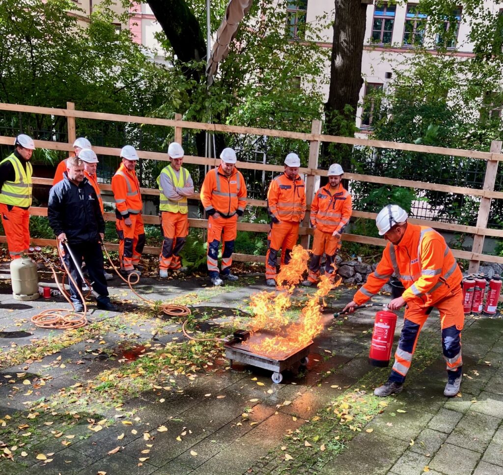 München - Brandschutzhelfer Schulung Baustelle